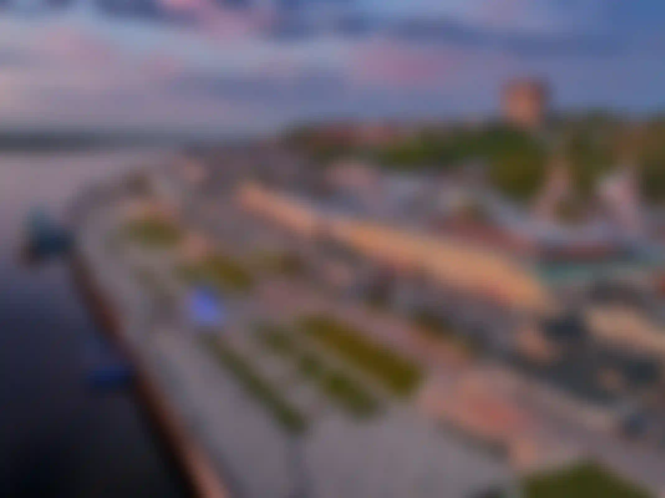 <p>НИЖНЕ-ВОЛЖСКАЯ НАБЕРЕЖНАЯ</p>